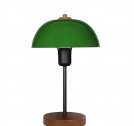 Lampada da tavolo in metallo con paralume verde