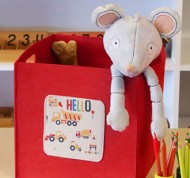 Contenitore porta giochi in feltro rosso con fori per maniglie