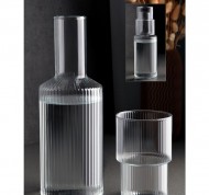 Bottiglia con tappo/bicchiere in vetro scanellato per liquori