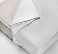 Coprimaterasso con angoli per letto matrimoniale Plus