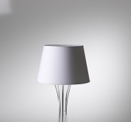 LAMPADA DA TAVOLO MEDIA