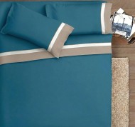 Completo letto matrimoniale con doppia balza in raso di cotone panna/bianco fondo avio